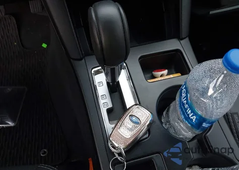 2017 Subaru Outback 2.5I Limited z USA, uszkodzony, nr VIN 4S4BSAKC6H3414891